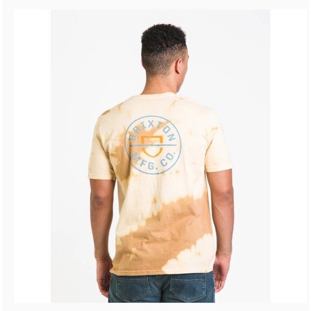 Men's Brixton T shirt crest ll tee mojave/ White cloud wash Size Medium NWT - Picture 2 of 5